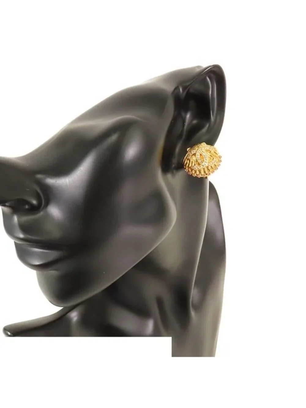 Chanel Shell Motif Earrings Gold Metal Rhinestone CC Logo